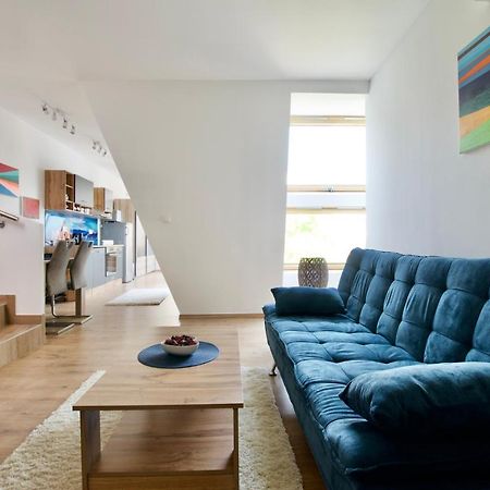 Premium Apartment By Hi5 - Penthouse Studio + Rooftop Budapest Luaran gambar